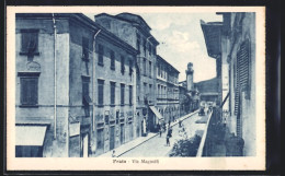 Cartolina Prato, Via Magnolfi  - Prato