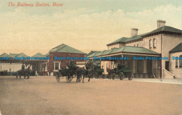 R677736 Hove. The Railway Station. Pictorial Centre. No. 50 - Monde