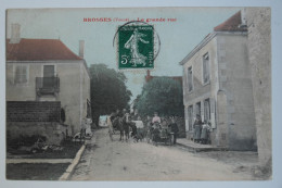 Cpa Couleur BROSSES Yonne La Grande Rue - Attelage, Tacot - MAY10 - Autres & Non Classés