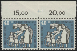 246 Kinderpflege 40+10 Pf ** Passerkreuz, Paar Oben - Unused Stamps