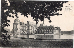 In 6 Languages Read A Story: Le Chateau De Chantilly. La Façade Ouest. | The Castle Of Chantilly. The Western Side. Côté - Chantilly