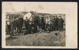 Foto-AK Langenhagen, Findlings-Transport 1920, Arbeiter Mit Verschnürtem Findling Auf Schienen  - Autres & Non Classés