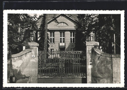 Foto-AK Berlin-Wannsee, Villa In Der Bismarckstrasse 46, Frontansicht Mit Gartentor, 1942  - Wannsee