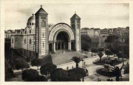 ORAN  La Cathedrale Et La Statue De Jeanne D' Arc RV Timbre 6F Algerie - Oran