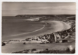 CPSM Photo Près De Erquy Le Vieux Bourg 22 Côtes D'Armor Plage Cap Fréhel 203 Peugeot Jeux Plage Club Mickey Bas Gauche - Erquy