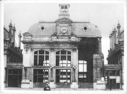 Grande Photo SNCF Saint Omer Destruction Après Seconde Guerre Mondiale WW2 24x18 Cm - Trains