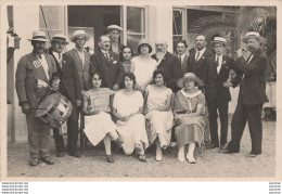 V20-83) TOULON - CARTE PHOTO - EN SOUVENIR DU 4 AOUT 1924 - E. BOURGES - PERSONNAGES - MUSICIENS TAMBOUR - ( 2 SCANS ) - Toulon