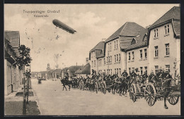 AK Ohrdruf, Zeppelin über Der Kaiserstrasse Vom Truppenlager  - Dirigeables