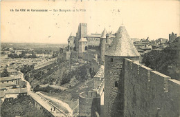 11 - CITE DE  CARCASSONNE - LES REMPARTS DE LA VILLE - Carcassonne