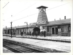 Grande Photo SNCF Les Aubrais Orléans B.V. Provisoire Après Seconde Guerre Mondiale WW2 24x18 Cm (4 10 1945) - Trains