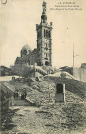 13 -  MARSEILLE -  NOTRE DAME DE LA GARDE - Notre-Dame De La Garde, Aufzug Und Marienfigur