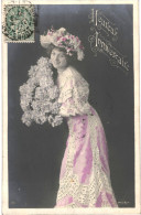 CPA Carte Postale  France Heureux Anniversaire Une Jeune Femme Fleurie 1907VM81540 - Geburtstag