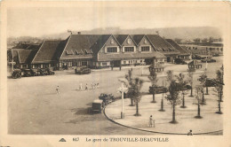 14 - DEAUVILLE - TROUVILLE - Deauville