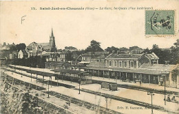 60 - Saint Just En Chaussée - La Gare, Les Quais (Vue Intérieure) - Animée - CPA - Voir Scans Recto-Verso - Saint Just En Chaussee