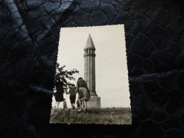 P-1129 , Photo, Le Signal Du Vaudémont Dans L'Yonne, 1964 - Places