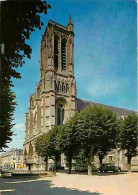 02 - Soissons - La Cathédrale - Tour Sud Et Façade - Automobiles - CPM - Voir Scans Recto-Verso  - Soissons