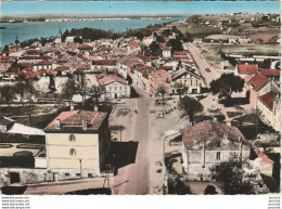 W15-33) BOURG SUR GIRONDE (GIRONDE) EN AVION AU DESSUS DE... LA NOUVELLE  ROUTE - ( OBLITERATION DE 1968 - 2 SCANS ) - Autres & Non Classés