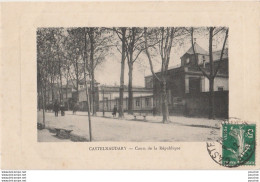 W19-11) CASTELNAUDARY - COURS DE LA REPUBLIQUE - ( ANIMATION )  - Castelnaudary