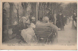 75 PARIS VECU  - Aux Champs Elysées  - Nourrices Et Bébés - Loten, Series, Verzamelingen