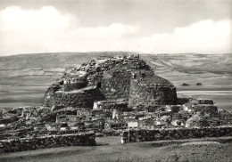 ITALIE - Barumini - Nuraghe Su Nuraxi - La Fortezza Ed Il Villaggio Da Nord Est - Carte Postale - Autres & Non Classés