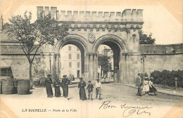 17 - LA ROCHELLE - PORTE DE LA VILLE - La Rochelle