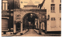 Chimay Arcade Et Rue Du Chateau - Chimay