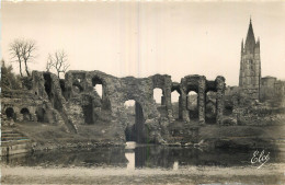 17 - SAINTES - DETAIL DES ARENES - Saintes