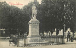 17 - SAINTES - STATUE DE BERNARD PALISSY - Saintes