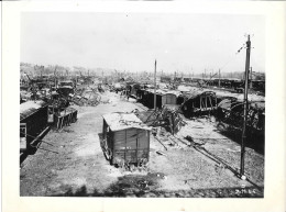 Grande Photo SNCF Gare Juvisy Triage Vers Paris Destruction Seconde Guerre Mondiale WW2 24x18 Cm (9 11 1944) - Eisenbahnen