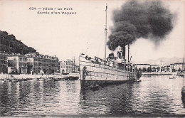 06 - NICE - Le Port - Sortie D'un Vapeur - Transport (sea) - Harbour
