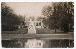 34 . MONTPELLIER . LES JARDINS DE L'ESPLANADE 1950 - Montpellier