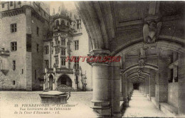 CPA PIERREFONDS - LE CHATEAU - VUE INTERIEURE DE LA COLONNADE - Pierrefonds