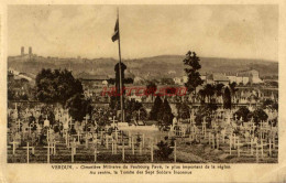 CPA VERDUN - CIMETIERE MILITAIRE DU FAUBOURG PAVE - Verdun