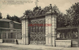 CPA CHARTRES - ENTREE PRICIPALE DE L'HOTEL DIEU - Chartres