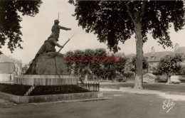 CPSM BRIVE LA GAILLARDE - MONUMENT AUX MORTS - Brive La Gaillarde