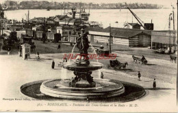 CPA BORDEAUX - FONTAINE DES TROIS GRACES ET LA RADE - Bordeaux