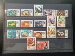 Fidji 1969 N°Y&T 239 à 255 Série Complète Neuve Sans Charnière Luxe MNH V - Fiji (1970-...)