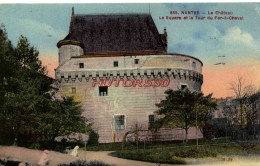 CPA NANTES - LE CHATEAU - LE SQUARE ET LA TOUR DU FER  CHEVAL - Nantes