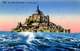 CPA LE MONT SAINT MICHEL - A MAREE HAUTE - Le Mont Saint Michel