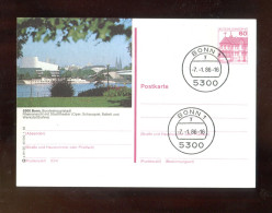 "BUNDESREPUBLIK DEUTSCHLAND" 1985, Bildpostkarte Mit Bild "BONN" Und Bildgleichem Stegstempel (A2145) - Cartes Postales Illustrées - Oblitérées