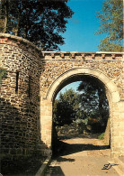 59 - Cassel - La Porte Du Château - CPM - Voir Scans Recto-Verso - Cassel