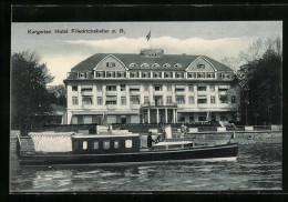 AK Friedrichshafen A. Bodensee, Kurgarten Und Hotel Mit Wasserpartie  - Friedrichshafen