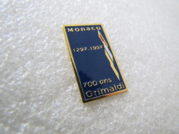 PIN'S    MONACO  700 ANS  GRIMALDI  1297  1997 - Villes