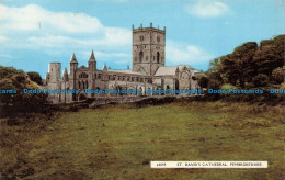 R679492 Pembrokeshire. St. David Cathedral. 1966 - Monde