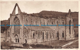 R679580 Tintern Abbey From South West - Monde