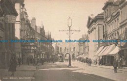 R679602 Southampton. High Street. Postcard - Monde
