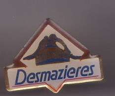 Pin's Desmazières Réf  268 - Markennamen