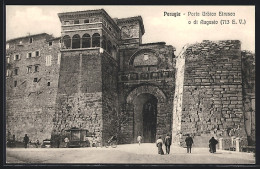 Cartolina Perugia, Porta Urbica Etrusca O D`Augusto  - Perugia