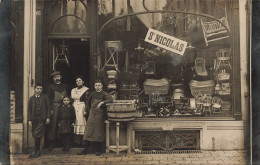 CARTE PHOTO - Vieux Métiers - Commerçants Devant La Boutique De Vannerie - St Nicolas - Carte Postale Ancienne - Andere & Zonder Classificatie