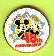 Pin's BD Disney 18ième Anniversaire Mickey - 4A21 - Disney
